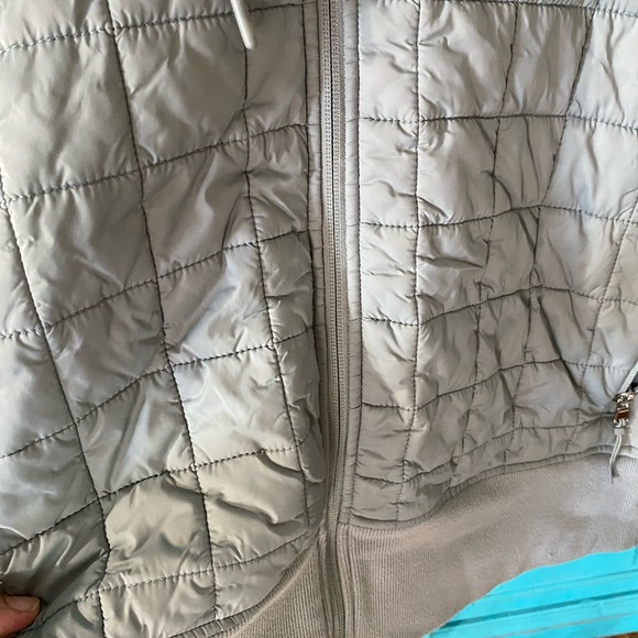 Quilted Hoodie Zipper Jacket old Navy NWOT Athletic Leisure Light Gray Green - Picture 5 of 10